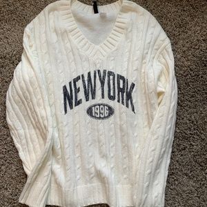 H&M v neck sweater